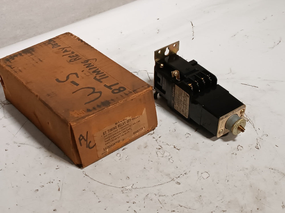 Westinghouse BTO22F Control Relay 300AC 10 Amps 4 Poles 765A343G01