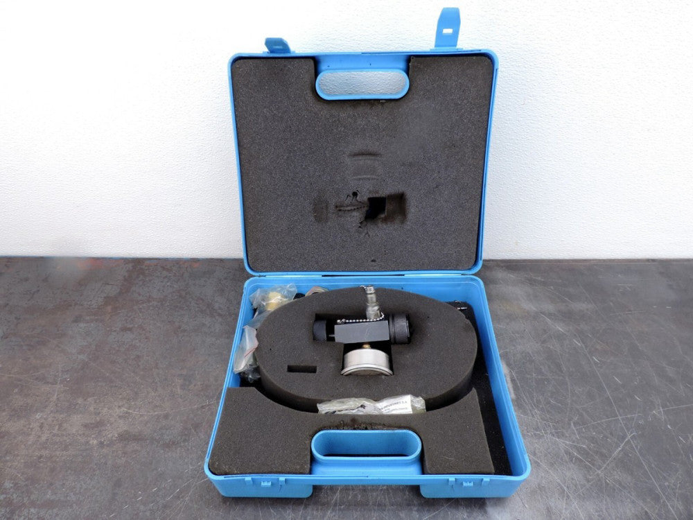 Olaer Industries EN 837-1 VG 3-1 S.A. Pressure Gauge with Case
