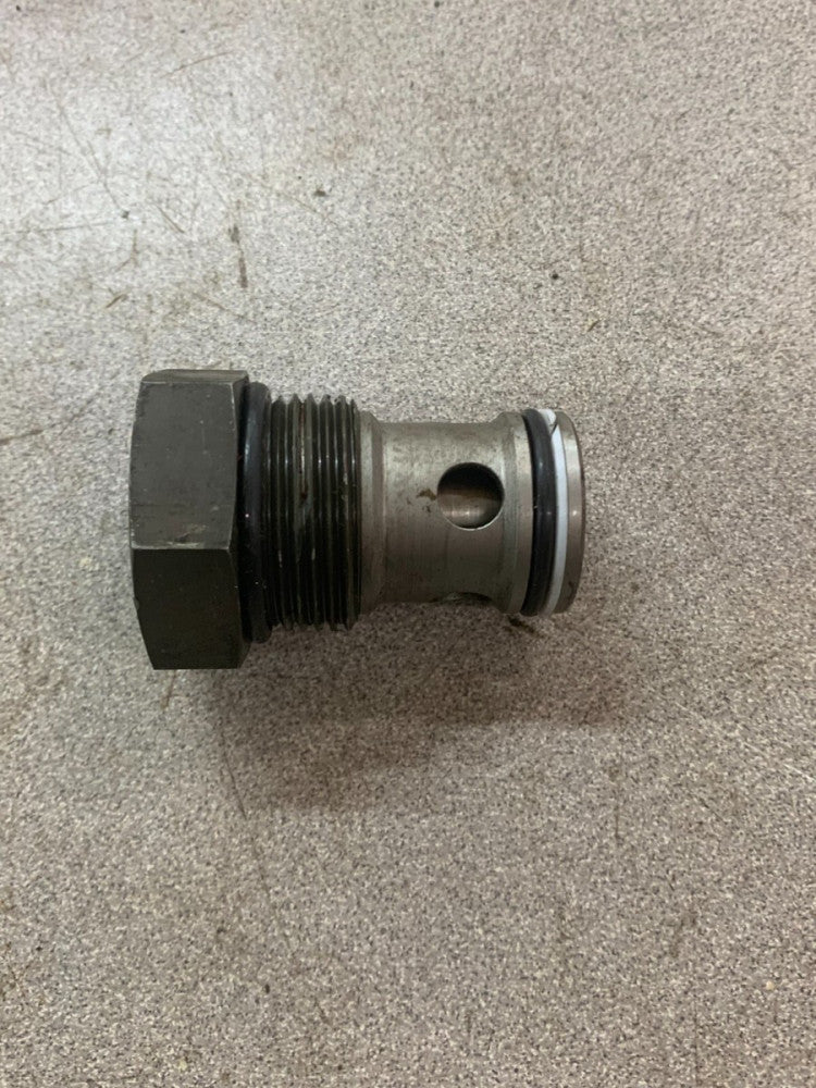 NEW NO BOX SUN HYDRAULICS CP102B0005 VALVE CP102 B0 005