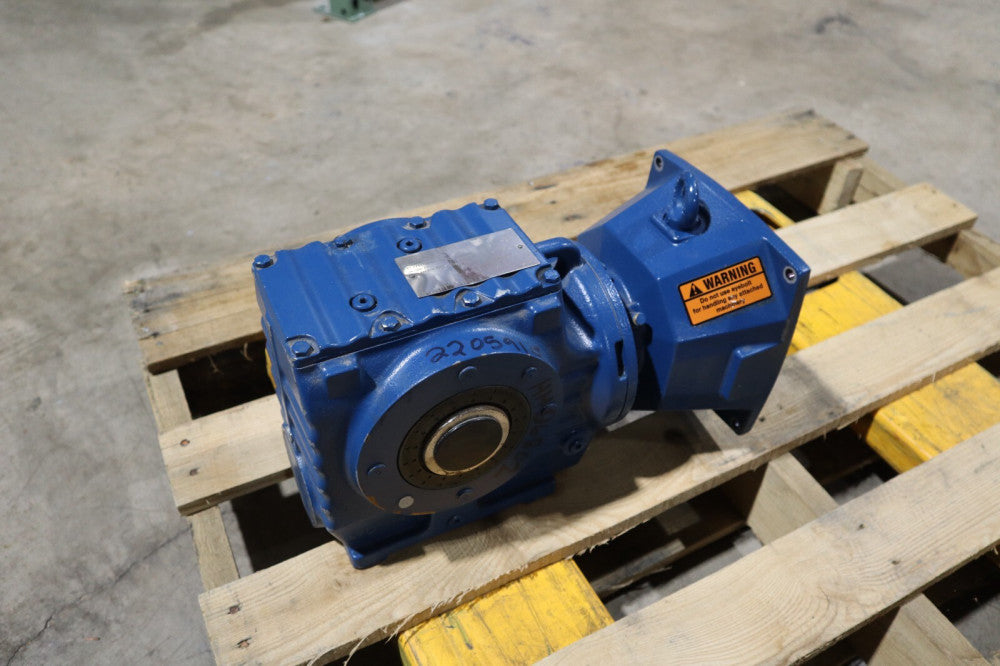SEW EURODRIVE SA67 D26 DRN90S4/ SA67D26DRN90S4 GEARMOTOR-SURPLUS NEVER USED HS26