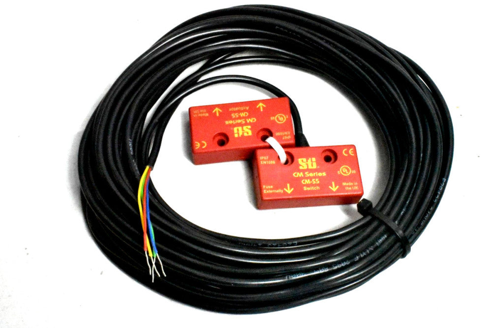 STI Omron 44536-0510 Non-Contact Safety Interlock Switch 10M Pre-Wired Cable #A