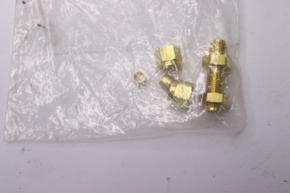 Parker Bulkhead Union Metal 1/4" Tube x 17/32" Hex 4-4 WBZ-B