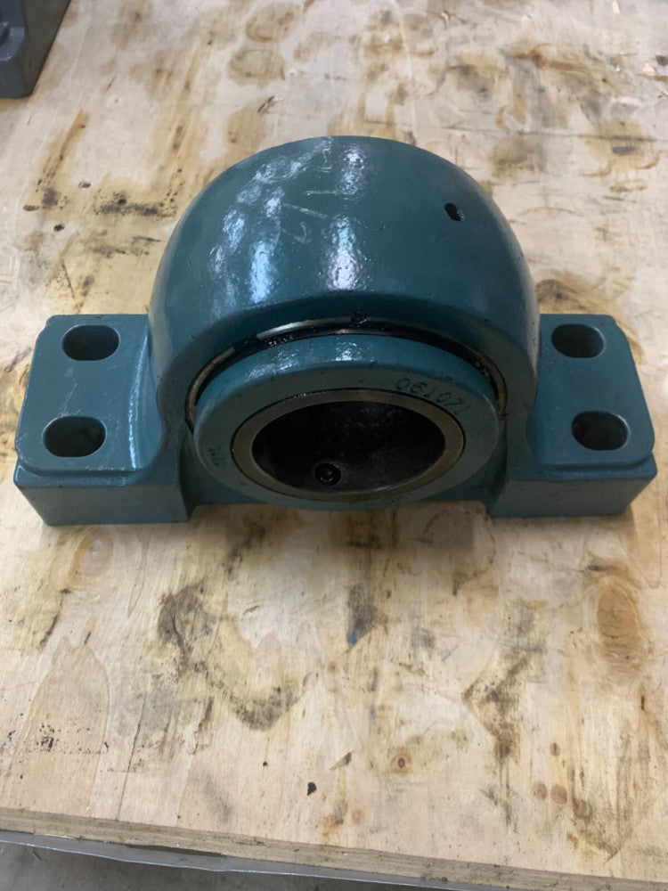 NEW DODGE P4BE308R PILLOW BLOCK TYPE-E BEARING 3-1/2" BORE P4B-E-308R 023033