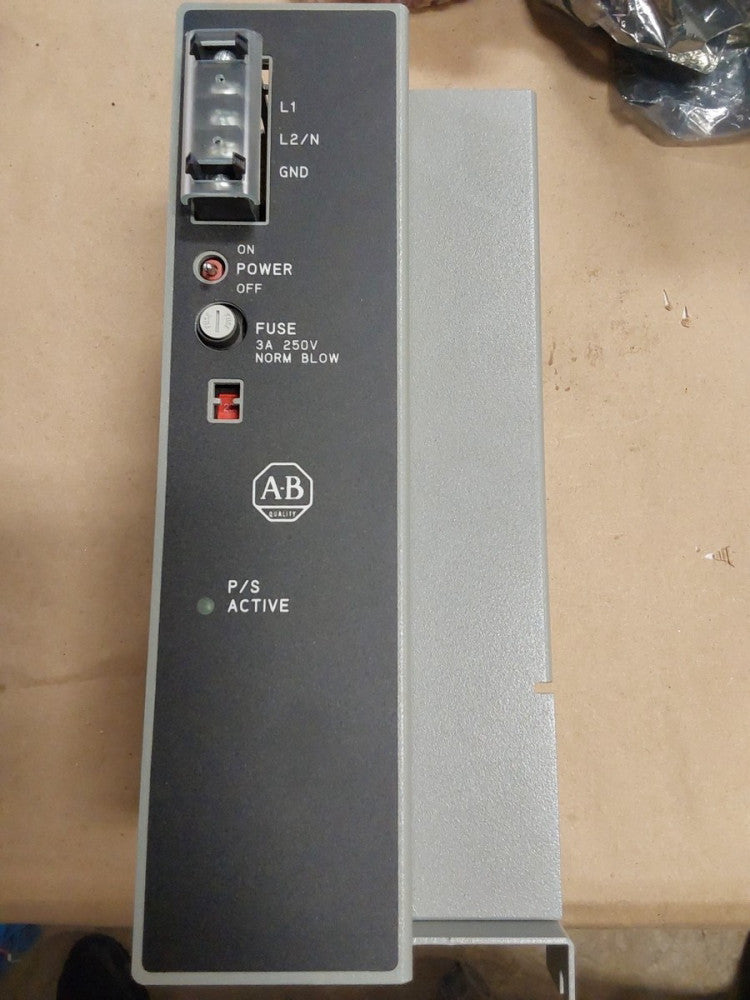 NEW ALLEN-BRADLEY POWER SUPPLY 1771-P7 SERIES B 2.00/1.30A MAX 120/220VAC INPUT