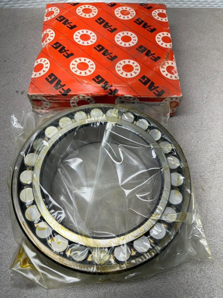 NEW IN BOX FAG 23028.E1A.M.C3 SPHERICAL ROLLER BEARING 23028-E1A-M-C3
