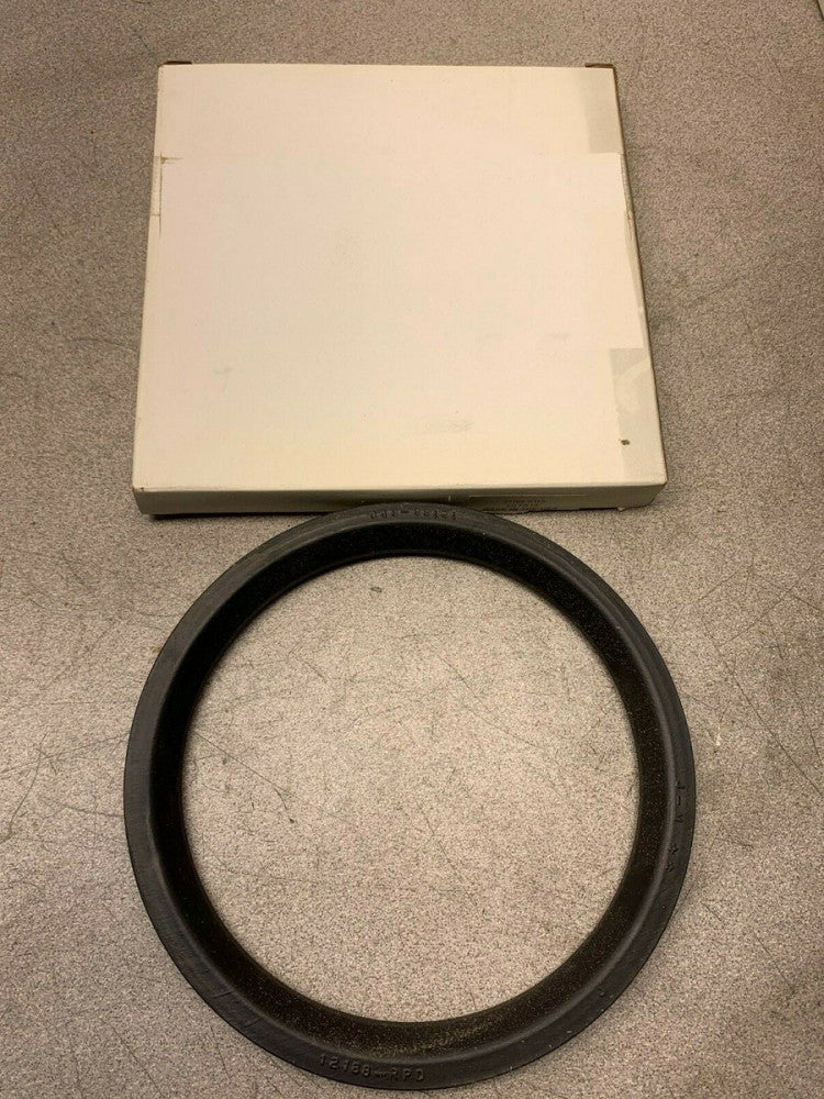 NEW IN BOX JM CLIPPER OILSEAL 12188 H1L5