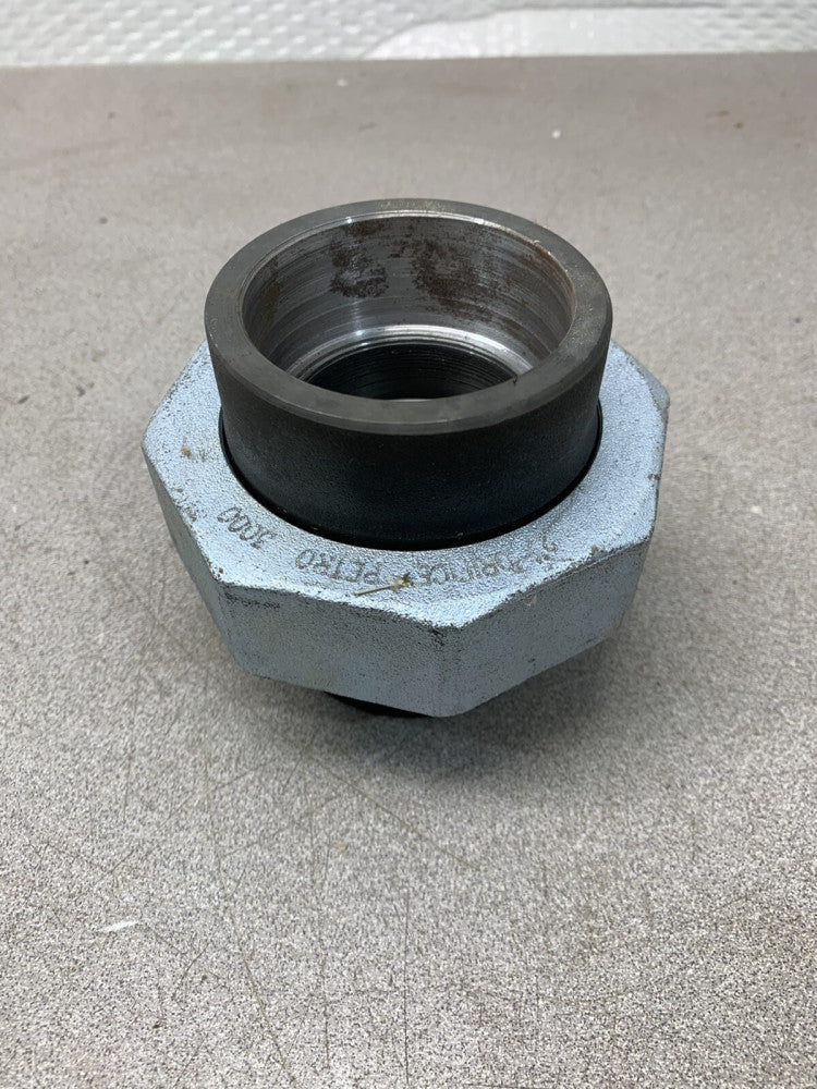 NEW PETRO 2" 3000 THREADED SPLIT COUPLING UNION FITTING A105