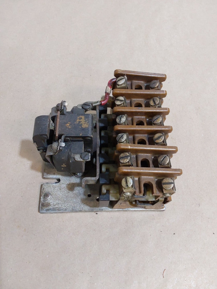 Joslyn Clark  PM CONTROL RELAY  5U6-2-76
