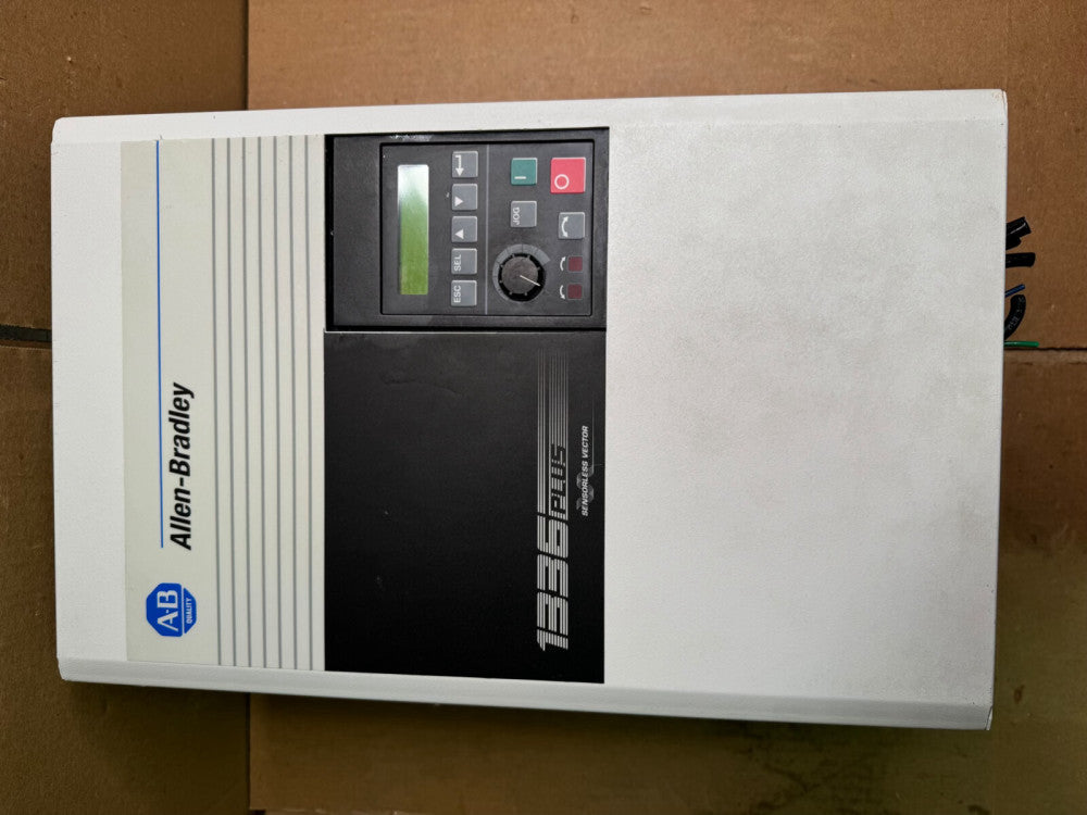ALLEN BRADLEY 1336S-B025-AE-ES4-GM1-HA1 AC DRIVE, 380/480 VAC, USED! MAKE OFFER!