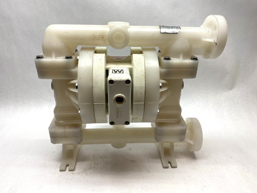 Wilden 02-10588 Pro-Flo 1" (25mm) Bolted Plastic Pneumatic Double Diaphragm Pump