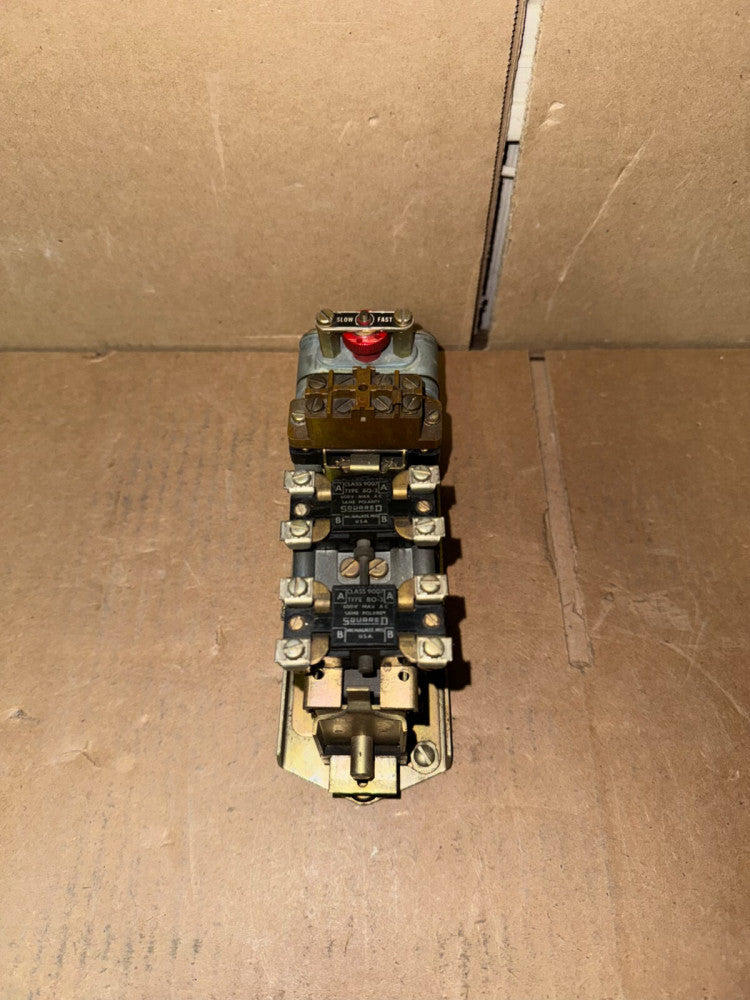 SQUARE D 9050-B0-23D PNEUMATIC TIMING RELAY, NEW-NO BOX! MAKE OFFER!