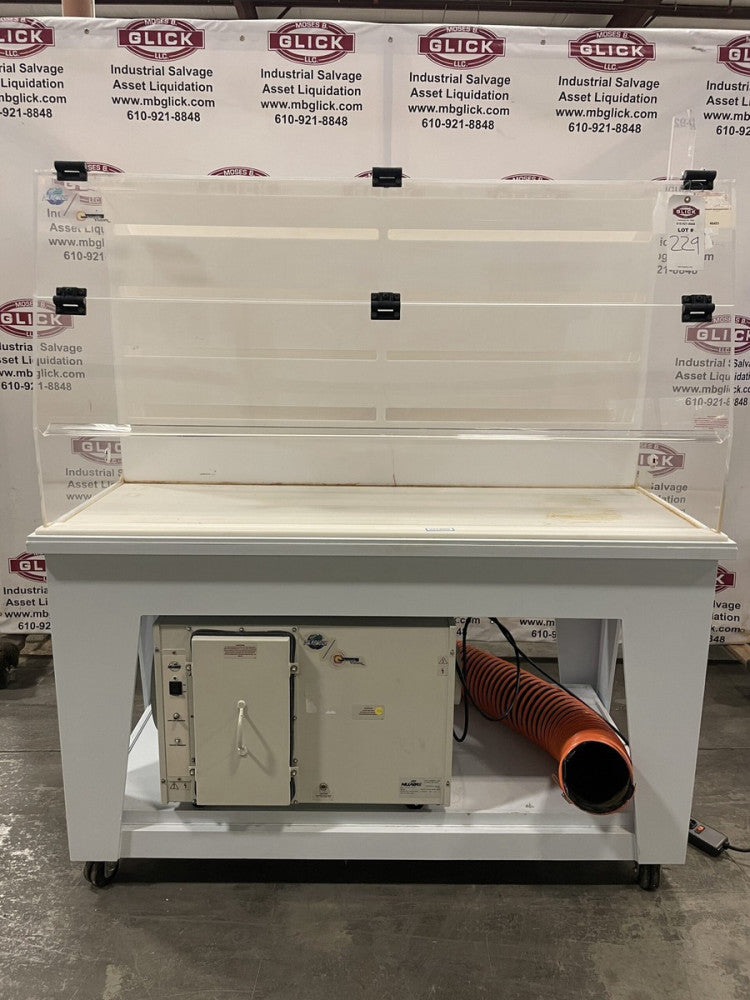 NuAire LabGard NU-819 Bench Top Vented Biosafety Cabinet Enclosure w/ HEPA Fi...