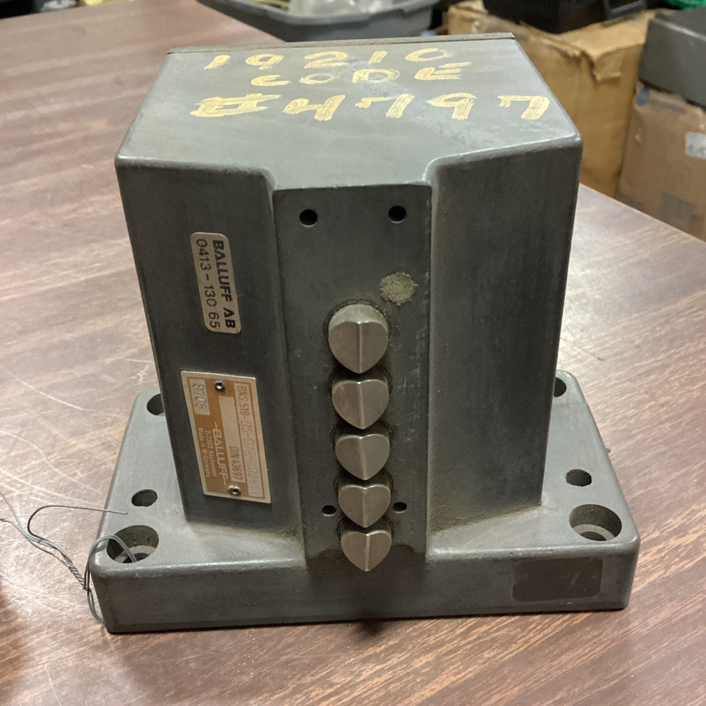 Balluff BNS 519-D5-D12-100-11 Limit Switch DIN 43697