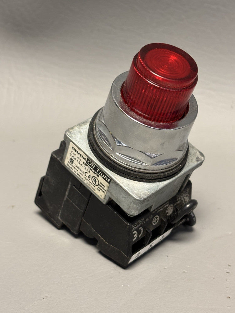 SIEMENS 52PT6G2ABILLUMINATED RED PUSHBUTTON