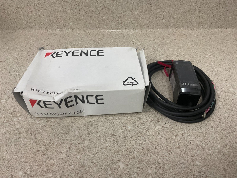 Keyence IG-1000 NEW