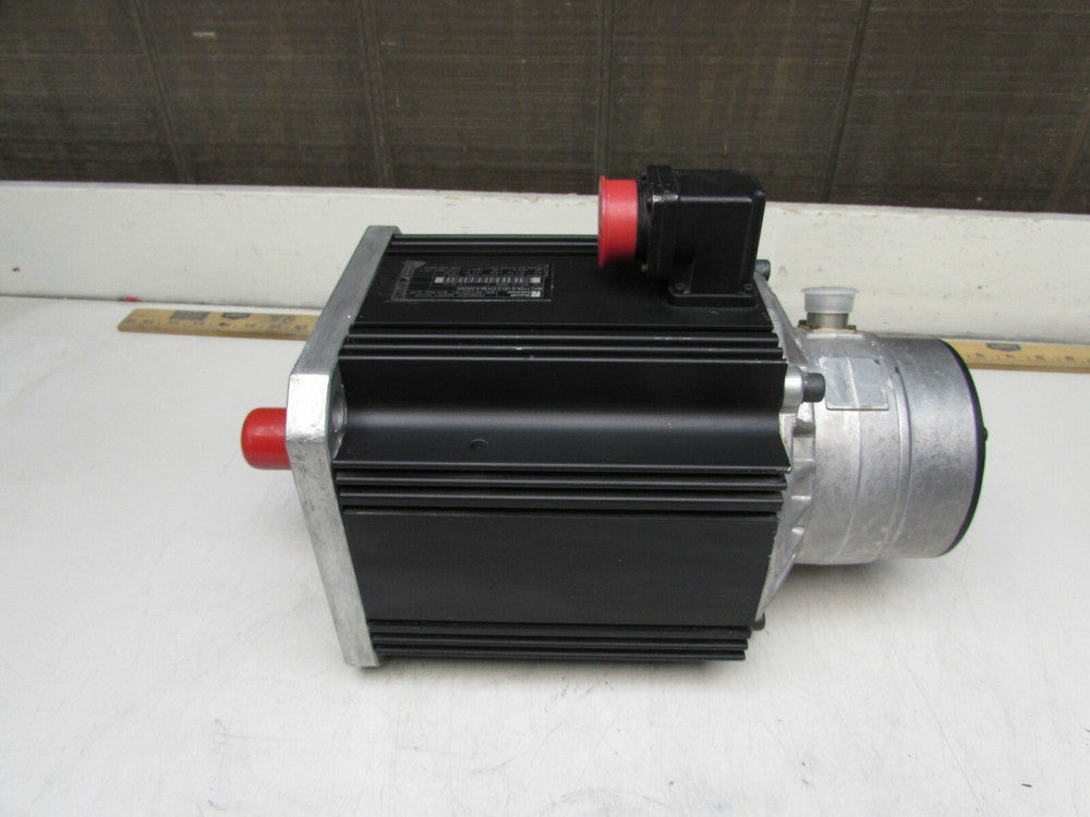 REXROTH INDRAMAT, MAC112A-0-VD-2-C/130-A-0/S005  ,SERVO MOTOR  MAKE OFFER!