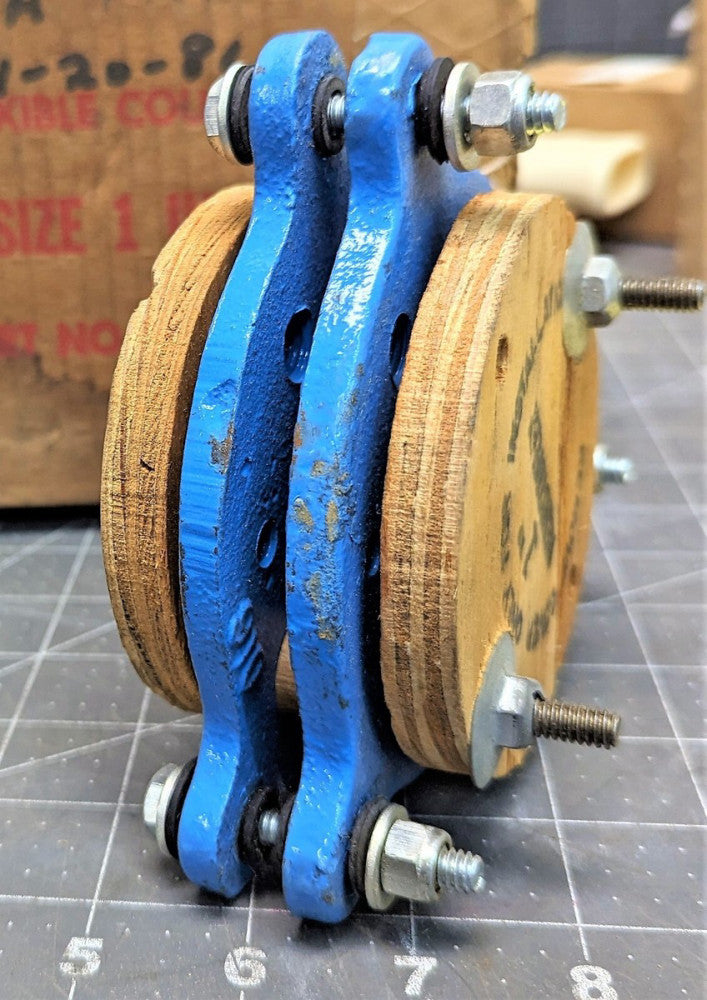 Resistoflex R6904-16 1” Expansion Joint Flexible Coupling NEW [B5B2]