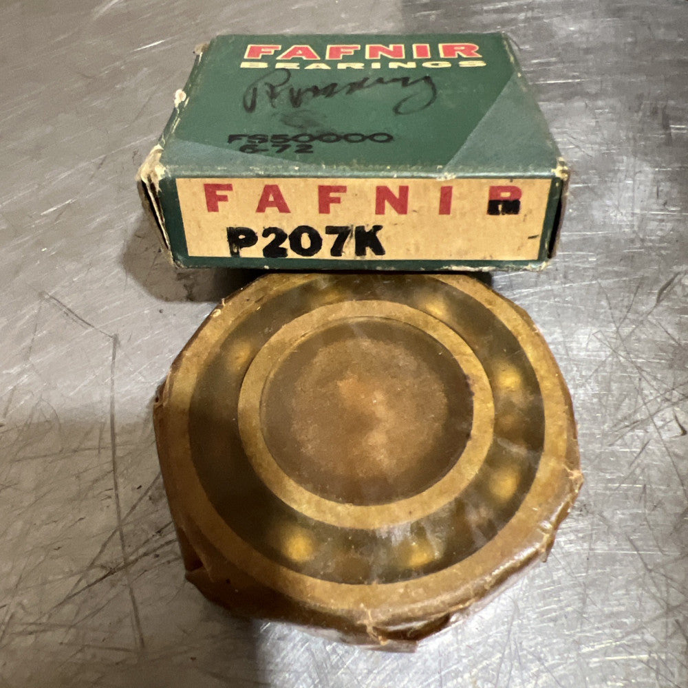 P207K Fafnir New Single Row Ball Bearing Nos Surplus