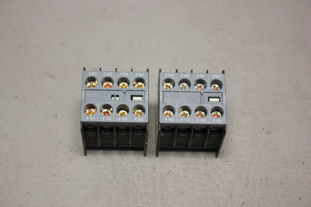 LOT OF 2 SIEMENS 3RH2911-1FA40 AUX CONTACTS