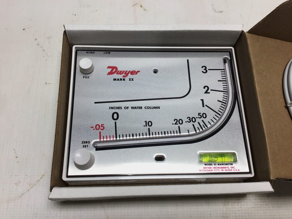 Dwyer Mark II 25 - 1000070-00 Series Molded Plastic Manometer