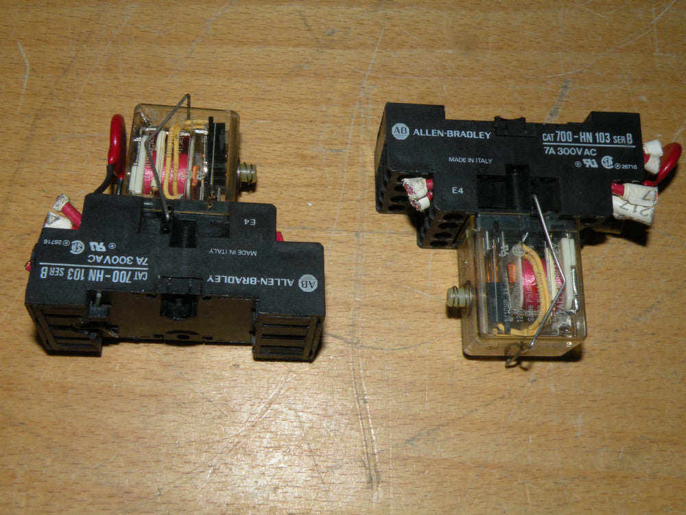 (2) 700-HC14A1-1-4 Allen Bradley Relays 120V 1/10 HP 3A w/ 700-HN103 Base