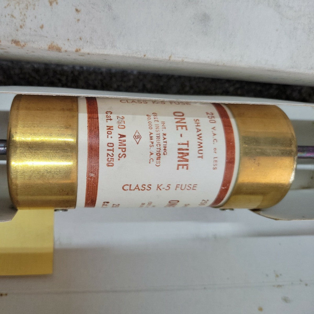 LOT OF 3 NEW GOULD SHAWMUT OT250 ONE TIME FUSE OT 250 AMPS