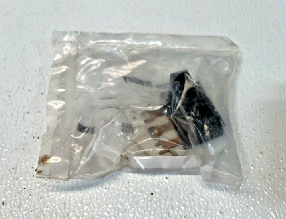 Allen-Bradley 140M-C-WTE Incoming Terminal Block