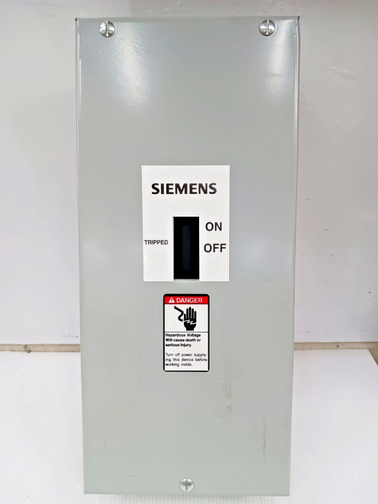 Siemens ITE 100 Amp Circuit Breaker Enclosure 600 VAC / 500 VDC E2N1S