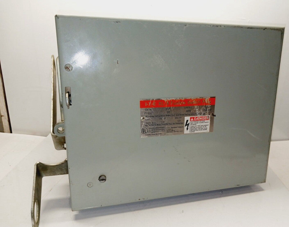 SIEMENS/I-T-E RV462 60 AMP FUSIBLE SWITCH PLUG 3P/4W 600 VAC 50 MAX HP