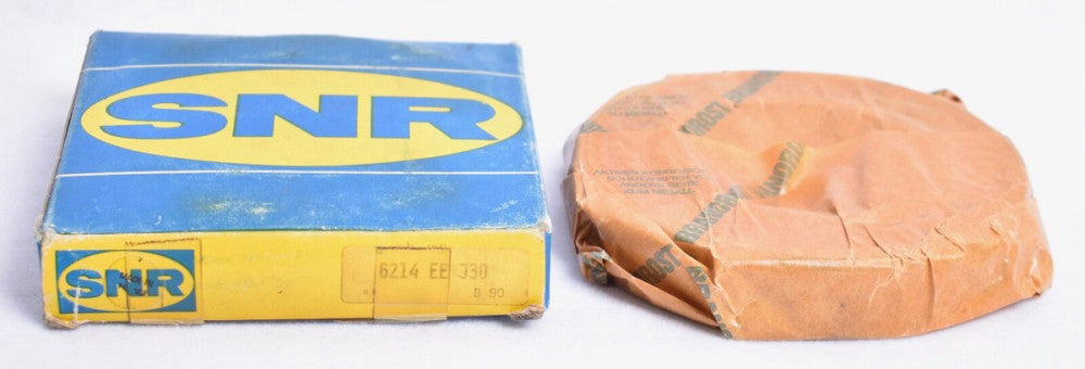 SNR Rubber Sealed Single Row Ball Bearing 6214EEJ30