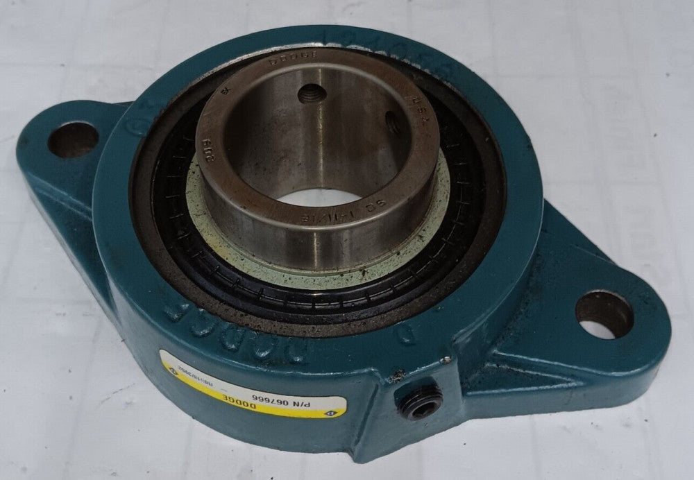 NEW DODGE 1-11/16" 2-BOLT FLANGE MOUNTED BEARING SC 1-11/16 F2B
