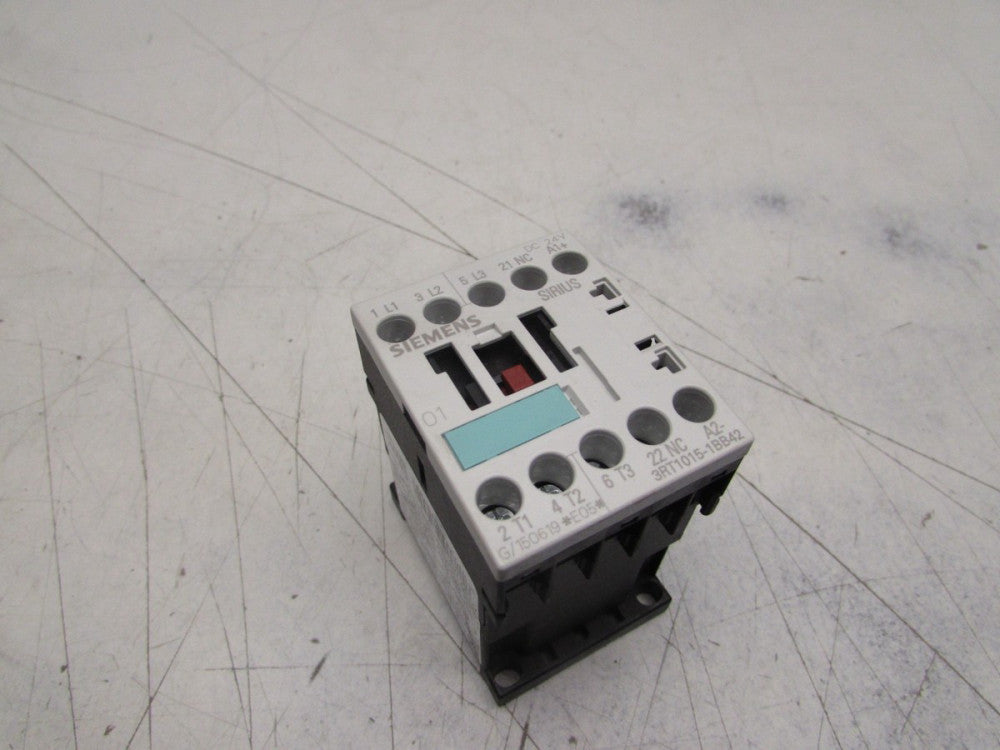 SIEMENS SIRIUS CONTACTOR 3RT1015-1BB42 DC24V-COIL 20A 600V XLNT MAKE OFFER!!