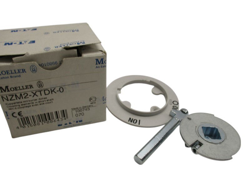 KLOCKNER MOELLER NZM2-XTDK-0 COUPLING ELEMENTS W/ SHORT SHAFT  NSMP