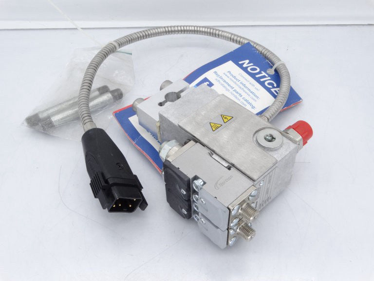 NORDSON SOLIDBLUE S-2-TW HOT GLUE DISPENSER