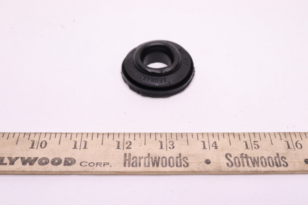 Kennard Grommet 7/8" OD 1/2" IPS .775" x 2" 825 