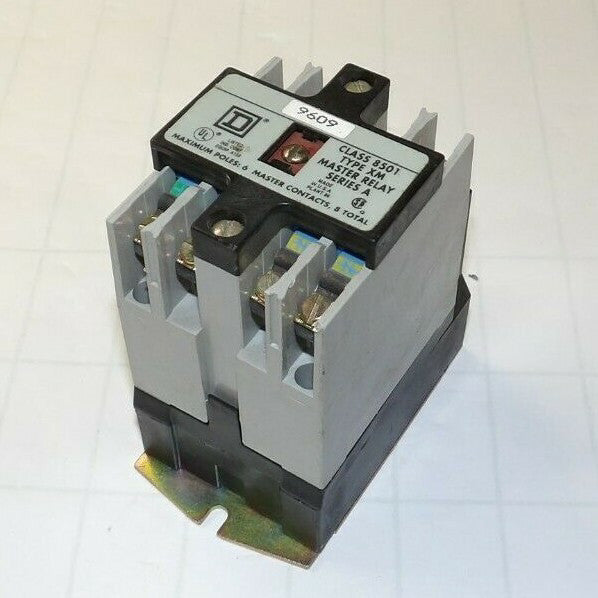 NEW SQUARE D 20 AMP CONTROL MASTER RELAY 600 V AC/DC 208 V COIL  8501XM040