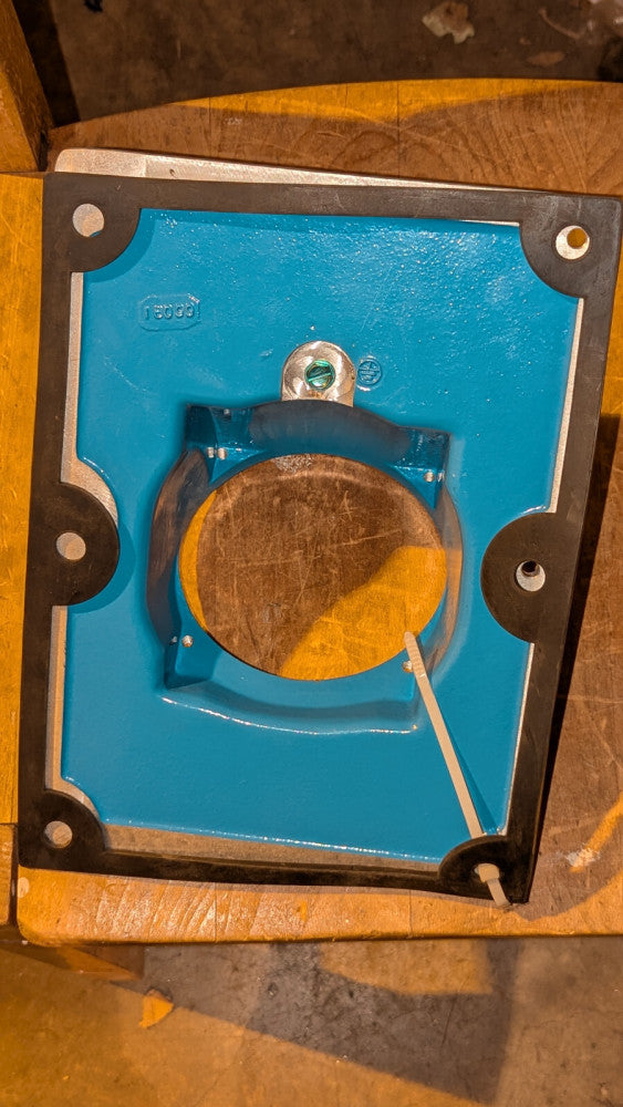 Meltric MA220 45 deg Extra Large Angle Adapter w Gasket 200 A NNB