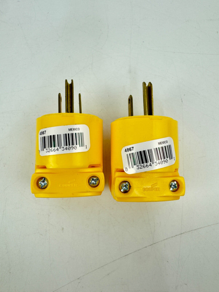x(2) Cooper 4867 15-Amp 125-Volt Heavy-Duty NEMA 5-15 Straight Plug