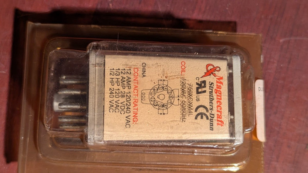 (1) Magnecraft Struthers Dunn 120VAC 12A Relay 750XCXM4L NIB