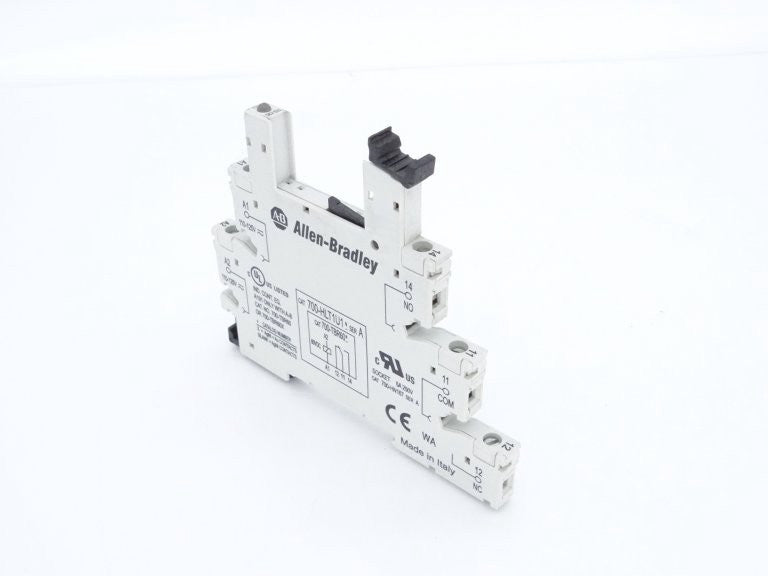 ALLEN BRADLEY 700-HN167 RELAY SOCKET - Used