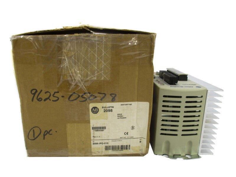 ALLEN BRADLEY 2098-IPD-010 SER. B F/W V1.10 120/240VAC 15A NUPI