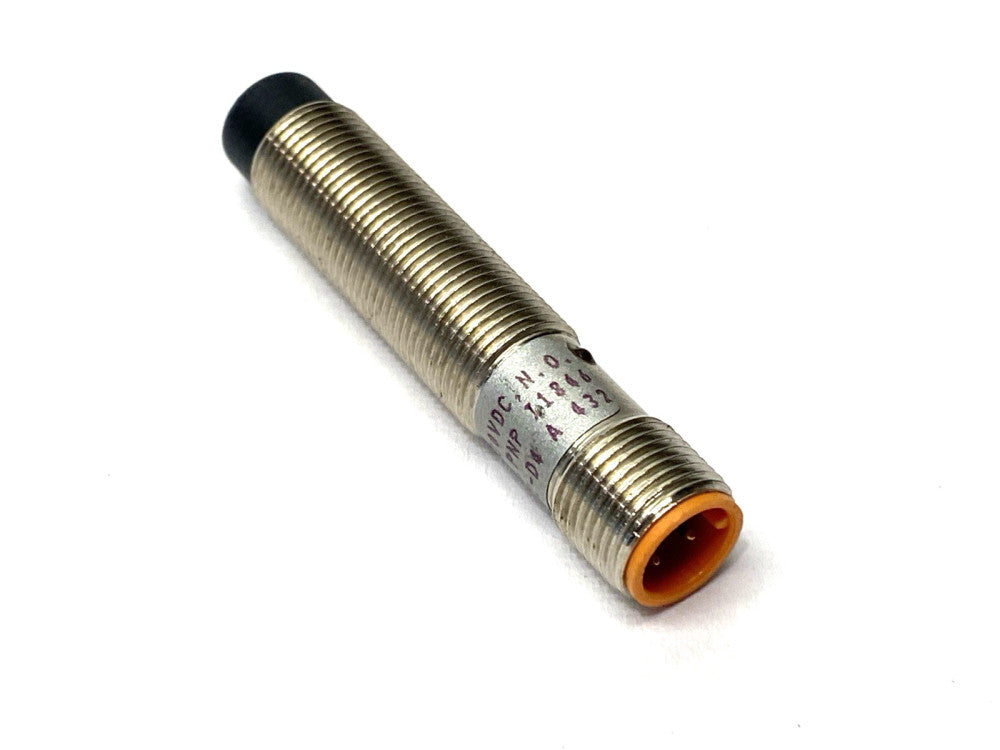 Allen Bradley 872C-DH4NP12-D4 Ser. A Inductive Proximity Sensor 12mm NO HEX NUT