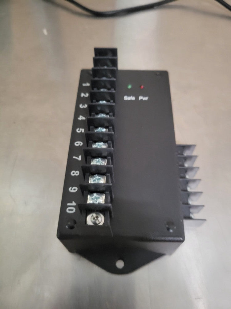 Unbranded 10-Channel I/O Controller Module, Safe/Pwr LEDs, Screw Terminals
