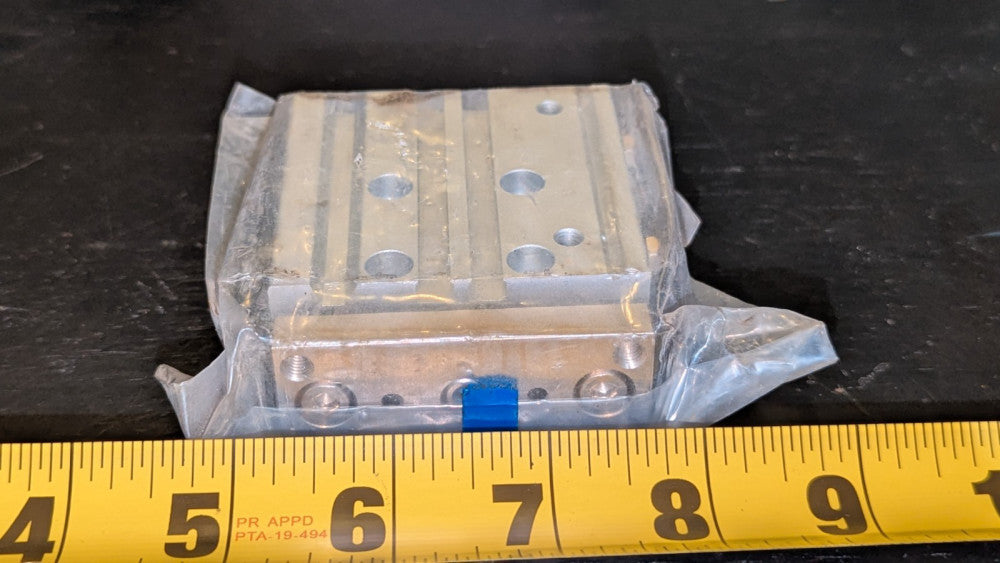 (1) SMC MGPM16-30 Compact Cylinder Guide New & Sealed