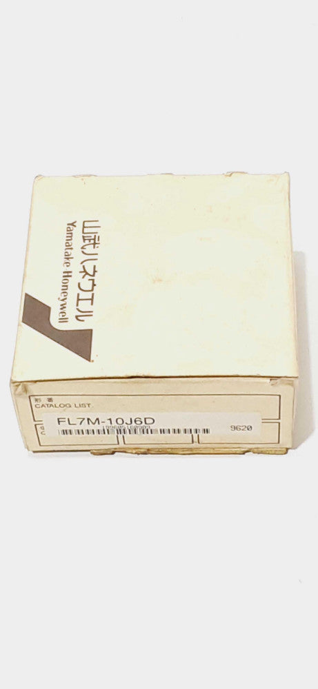 Yamatake FL7M-10J6D Proximity Sensor Switch 