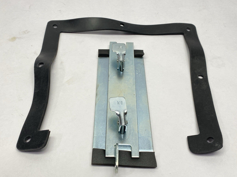 Hoffman F88LSGQR Quick-Release Flat Wireway Sealing Plate 8" x 8" Gray 19390