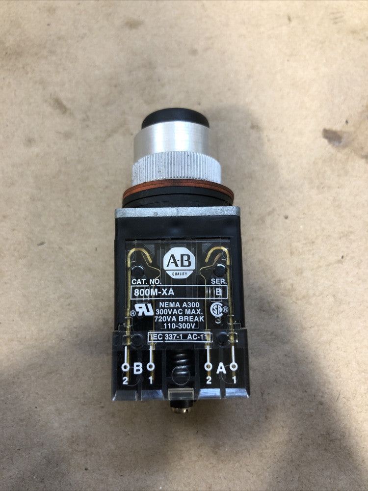 ALLEN BRADLEY 800MR-B2D1 800MRB2D1 Ser. B Extended Black Cap Push Button     F18