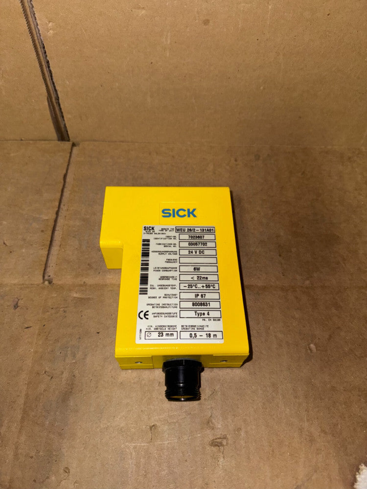SICK WEU 26/2-131A01 PHOTOELECTRIC SAFETY SWITCH, 24-VDC, USED! MAKE OFFER!