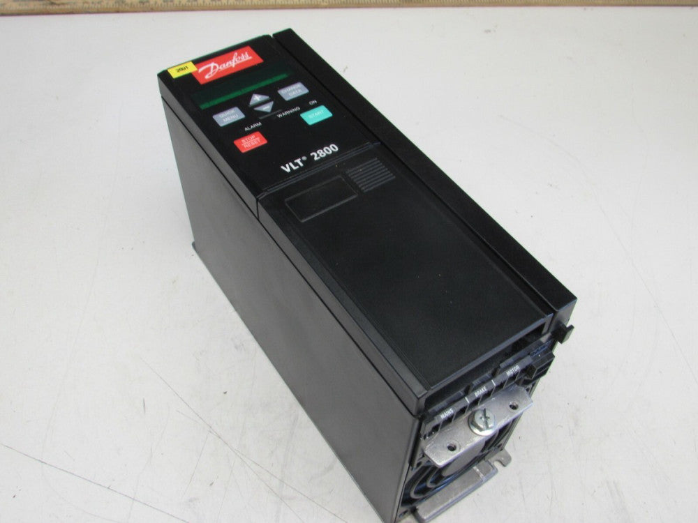 DANFOSS VLT2830PT4B20STR0DBF00A00 7.0A 4.8KVA XLNT USED TAKEOUT MAKE OFFER !!