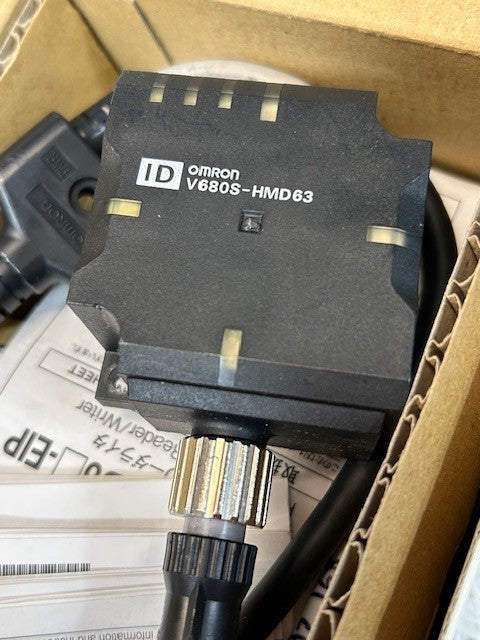Omron  V680S-HMD63-EIP  Reader/Writer Modbus    (KB)
